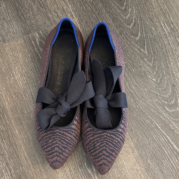 Rothy's Black and Brown Bow Flats - Picture 2 of 4